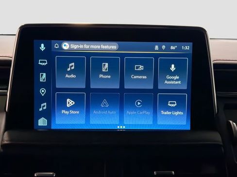 Used 2022 Chevrolet Suburban RST w/ Luxury Package image 15