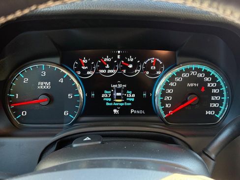 Used 2020 GMC Yukon Denali w/ Denali Premium Package image 21