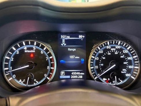 Used 2019 INFINITI Q50 Red Sport 400 w/ Sensory Package AWD/4WD image 27