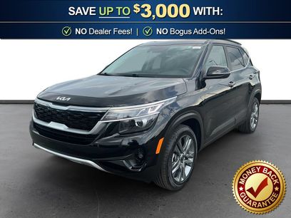 Used 2023 Kia Seltos S w/ Navigation Package