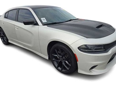 Used 2019 Dodge Charger GT RWD image 3