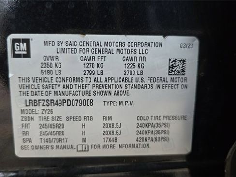 Used 2023 Buick Envision Avenir image 33