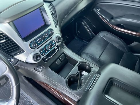 Used 2019 GMC Yukon SLT w/ Graphite Edition RWD image 23