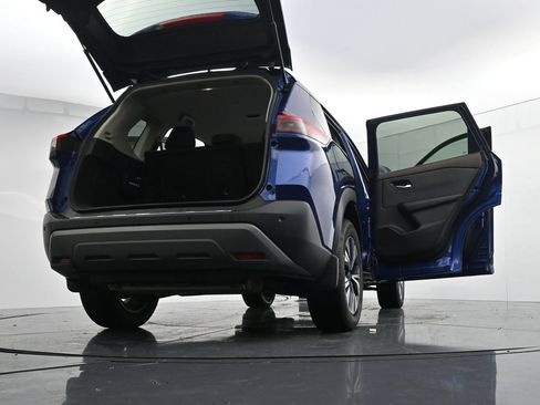 Used 2023 Nissan Rogue SV AWD/4WD image 45