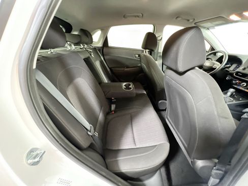 Used 2023 Hyundai Kona SEL AWD/4WD image 24
