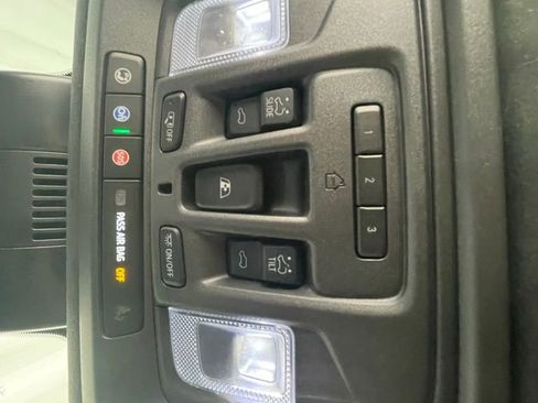 Used 2024 GMC Sierra 1500 Denali Ultimate AWD/4WD image 28