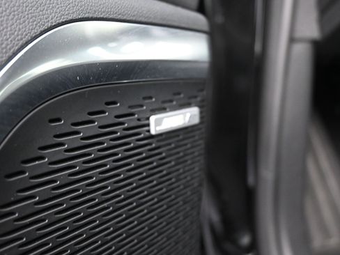 Certified 2025 GMC Acadia Elevation image 28