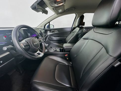 Used 2023 Kia Sportage EX image 13