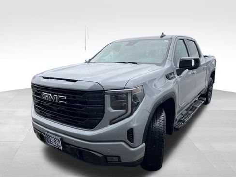 Used 2024 GMC Sierra 1500 Elevation w/ Elevation Premium Package AWD/4WD image 3