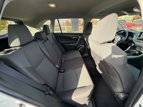 Used 2023 Toyota RAV4 XLE image 32