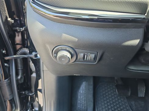 New 2025 Jeep Compass Trailhawk w/ Trailhawk Elite Group image 38