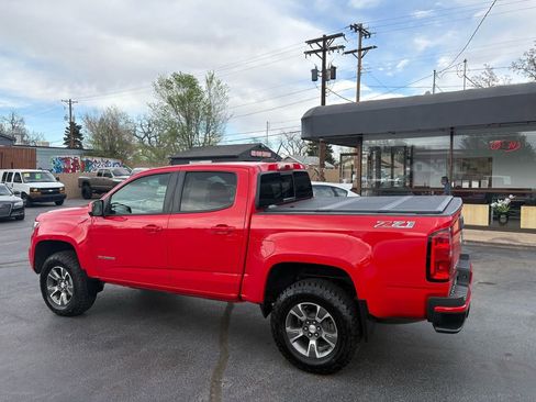 Used 2017 Chevrolet Colorado Z71 AWD/4WD image 8