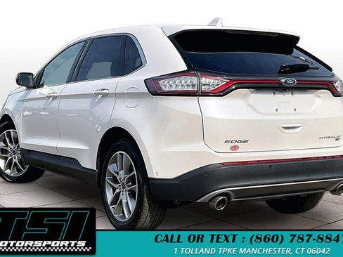 Used 2018 Ford Edge Titanium w/ Equipment Group 302A AWD/4WD image 11