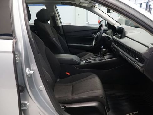 Used 2024 Honda Accord EX image 18