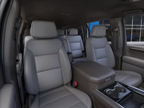 New 2026 Chevrolet Suburban LT w/ Comfort Package AWD/4WD image 16