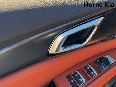 New 2026 Kia Carnival SX w/ SX Dark Edition Package image 11