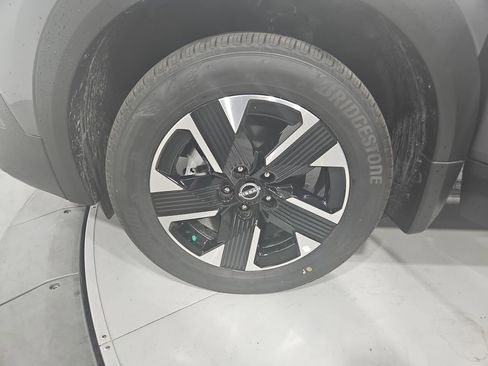 New 2026 Nissan Kicks SV image 25