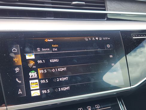 Used 2025 Audi A8 L 3.0T AWD/4WD image 26