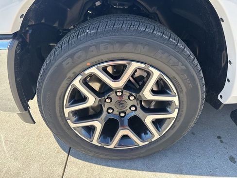 New 2026 RAM 1500 Laramie AWD/4WD image 6