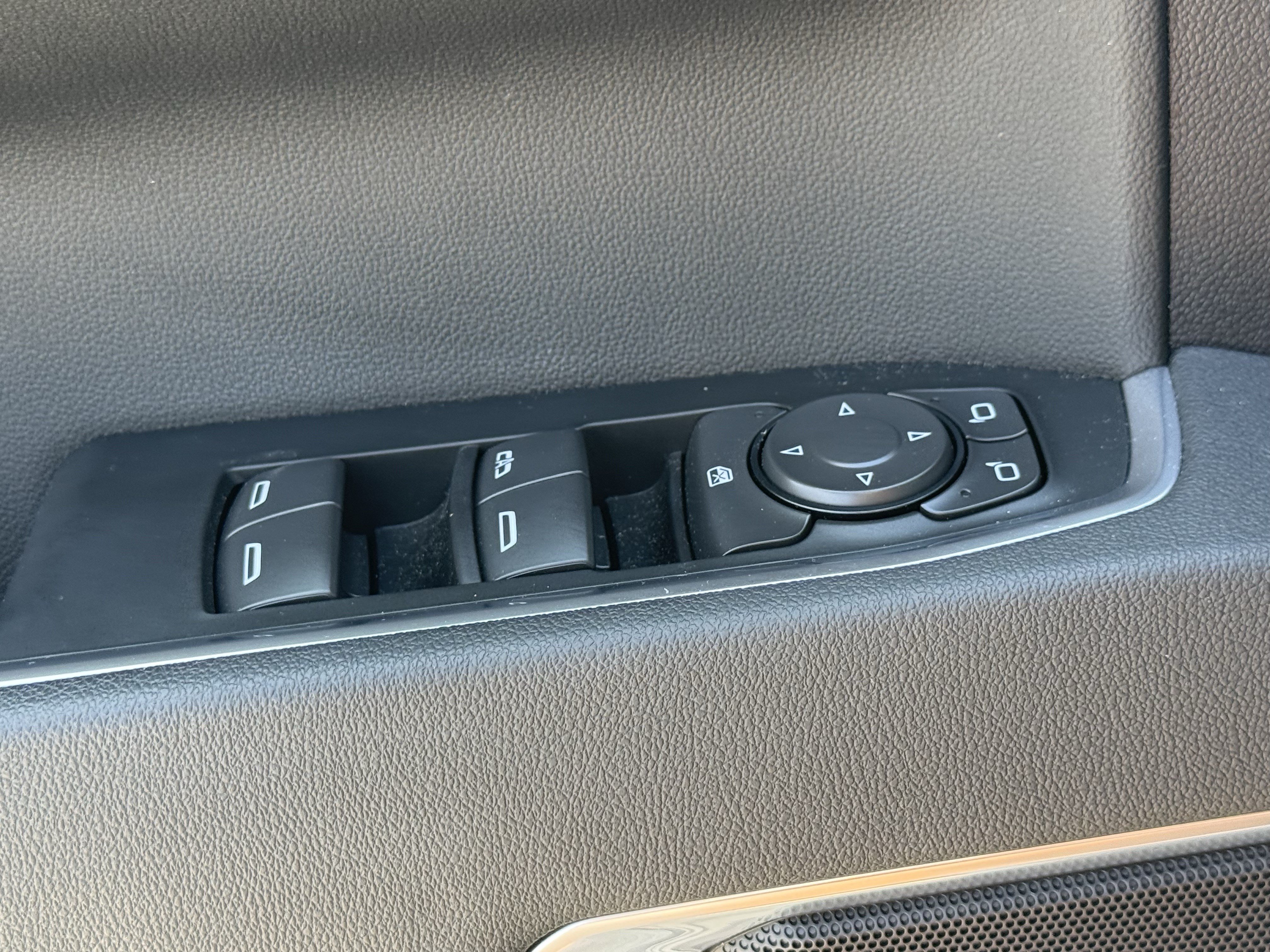 Used 2026 Chevrolet Silverado 1500 RST w/ RST Select Package RWD image 26