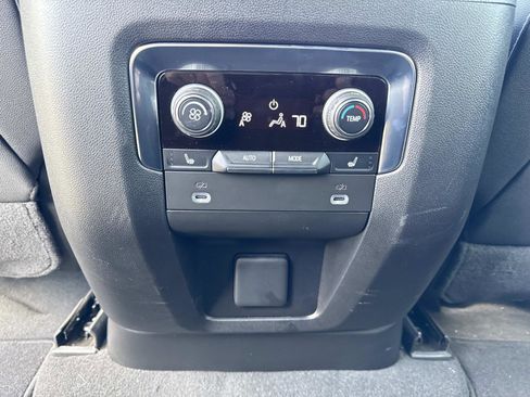 Used 2024 Chevrolet Suburban High Country w/ Max Trailering Package image 34