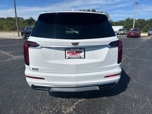 Used 2022 Cadillac XT6 Premium Luxury image 7