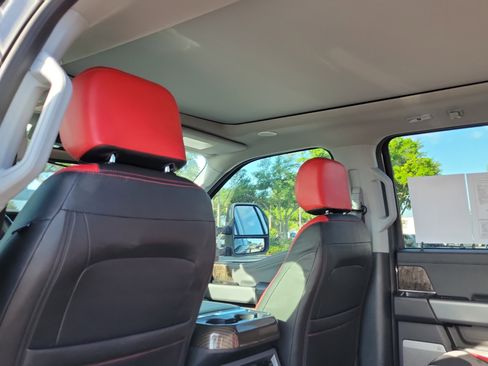 Used 2024 Ford F250 Lariat w/ Lariat Ultimate Package image 13