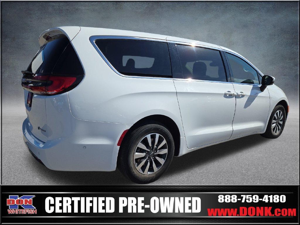 Used 2023 Chrysler Pacifica Touring-L FWD image 8