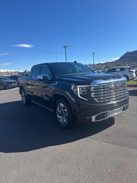 Used 2023 GMC Sierra 1500 Denali w/ Denali Reserve Package AWD/4WD image 6