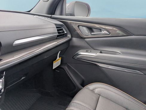 New 2026 Chevrolet Traverse High Country w/ LPO, Floor Liner Package image 30