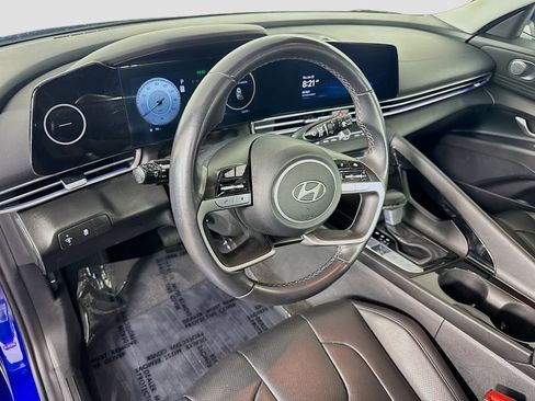 Used 2024 Hyundai Elantra Limited FWD image 19
