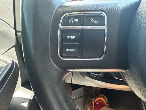 Used 2012 Jeep Liberty Sport AWD/4WD image 19