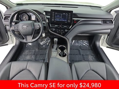 Used 2024 Toyota Camry SE FWD image 15