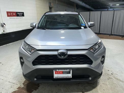 Used 2020 Toyota RAV4 XLE w/ All Weather Liner Package AWD/4WD image 6