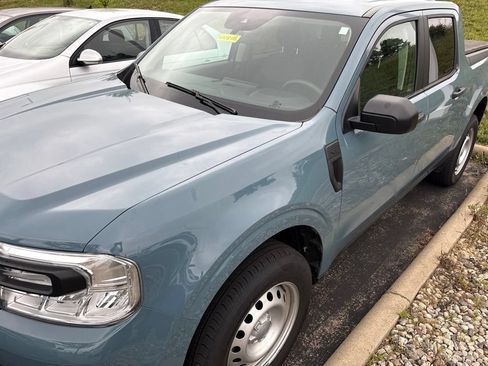 Used 2023 Ford Maverick XL FWD image 1
