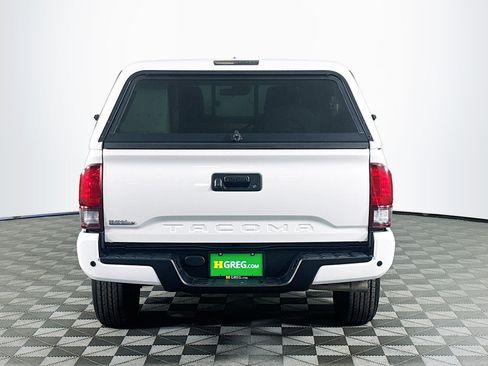 Used 2021 Toyota Tacoma SR RWD image 8