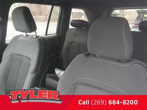 New 2026 Jeep Grand Cherokee Laredo X AWD/4WD image 36