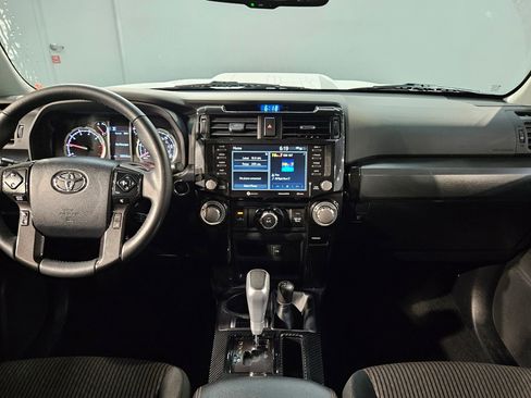 Used 2024 Toyota 4Runner TRD Off-Road image 10