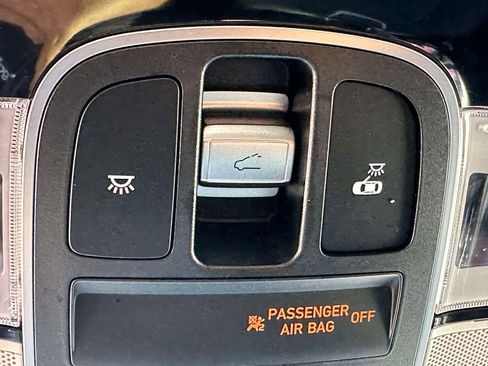 Certified 2023 Hyundai Tucson Limited AWD/4WD image 38