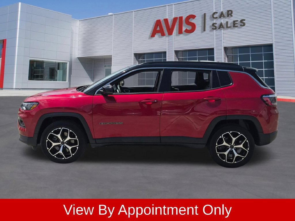 Used 2025 Jeep Compass Limited AWD/4WD image 10
