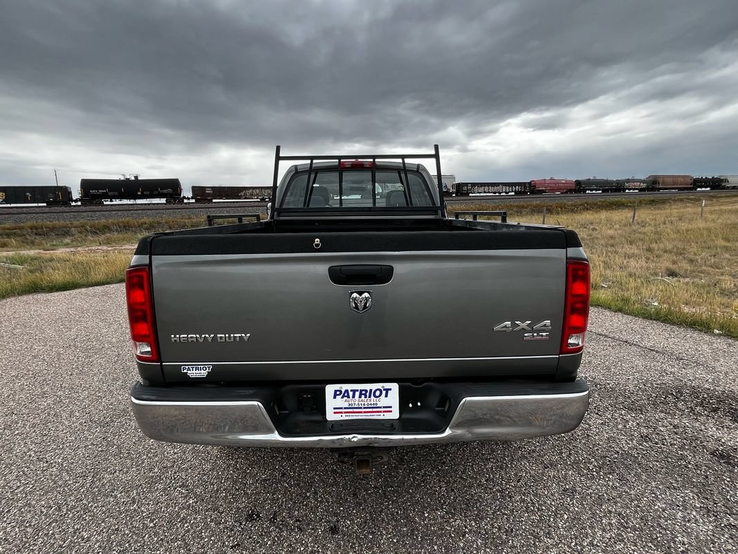 Used 2005 Dodge Ram 2500 Truck SLT AWD/4WD image 4