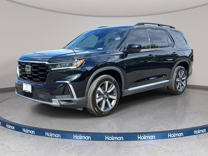 Certified 2025 Honda Pilot Touring
