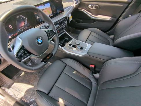 Used 2025 BMW 330i Sedan w/ Convenience Package RWD image 19