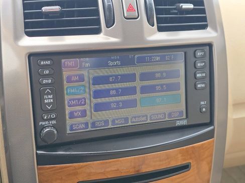 Used 2009 Cadillac XLR image 17