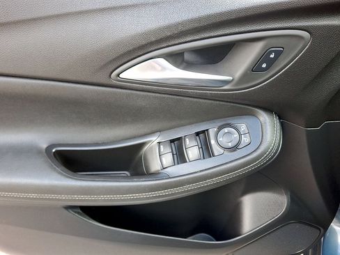 Used 2024 Buick Encore GX Preferred FWD image 10