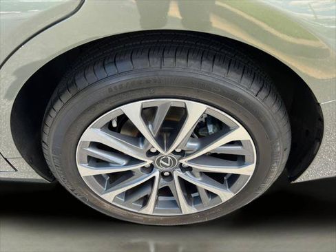 Certified 2023 Lexus ES 350 w/ Accessory Package (Z2) FWD image 32