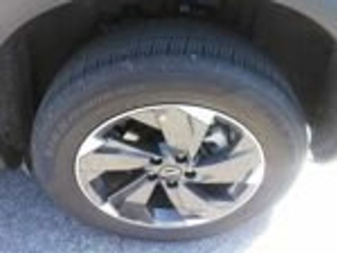 Used 2025 Nissan Rogue SV image 16