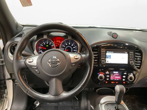 Used 2014 Nissan Juke SV w/ Navigation Package AWD/4WD image 10