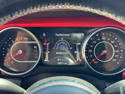 Used 2020 Jeep Wrangler Unlimited Rubicon AWD/4WD image 19