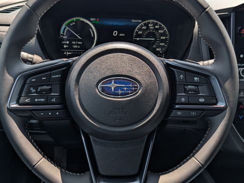 Used 2025 Subaru Forester Limited AWD/4WD image 25